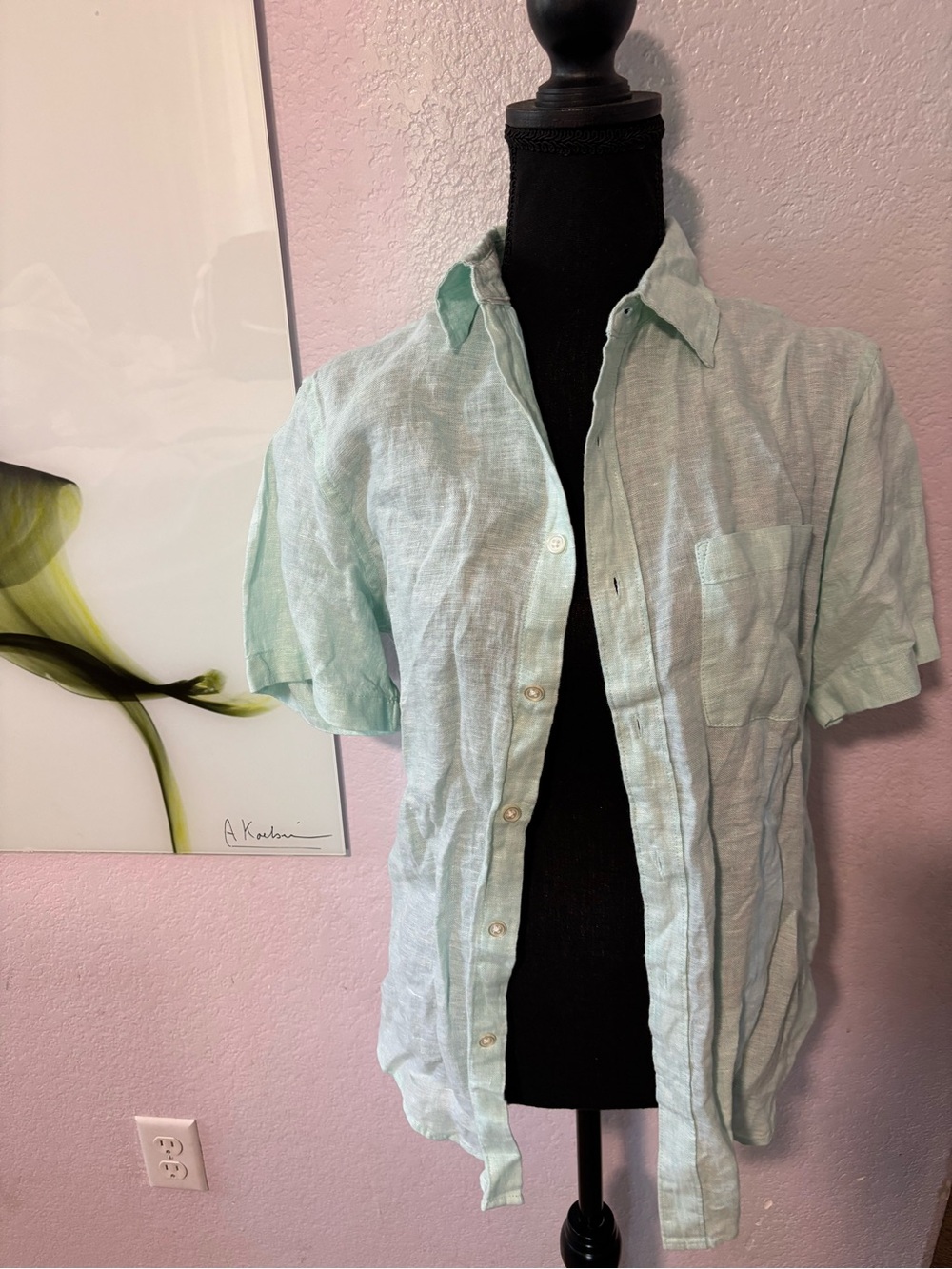 Men’s linen shirt size small